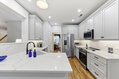 Beautifully maintained one-owner home in a quiet, established - photo 19