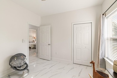Modern Farmhouse on a Corner Lot, walking Distance to the Boat - photo 25