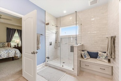 Beautifully maintained one-owner home in a quiet, established - photo 27