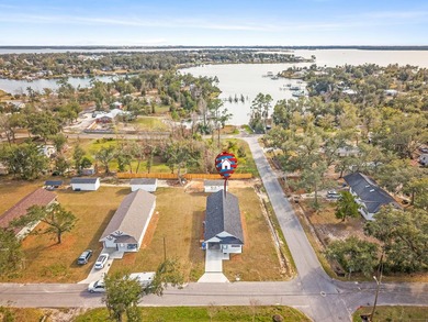 Modern Farmhouse on a Corner Lot, walking Distance to the Boat - photo 33