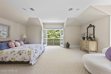 Welcome to this French Provincial-inspired custom masterpiece - photo 38