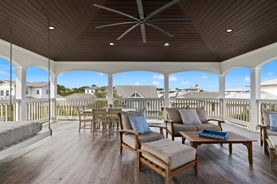 ''Southern Comfort'' is a 5-bedroom home with a carriage house - photo 39