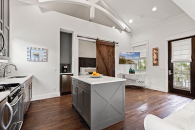 ''Southern Comfort'' is a 5-bedroom home with a carriage house - photo 46