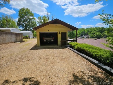 Lakefront living with private dock & lake views! Enjoy the - photo 57