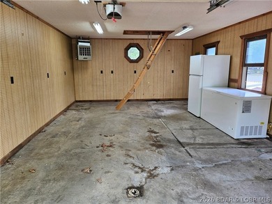 Lakefront living with private dock & lake views! Enjoy the - photo 59