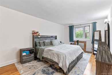 Spacious living in the city is possible! This fully updated - photo 11