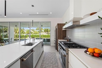 This Stunning Belleair Home has Hollywood Hills written all over - photo 12