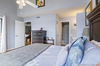 Incredible views and a 14x36 boat slip! Top-floor 3BR/2BA condo - photo 13