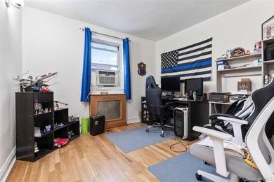 Spacious living in the city is possible! This fully updated - photo 13