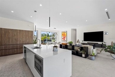 This Stunning Belleair Home has Hollywood Hills written all over - photo 14