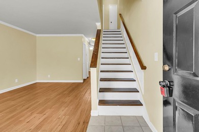 Welcome to your dream home! This beautifully renovated - photo 18