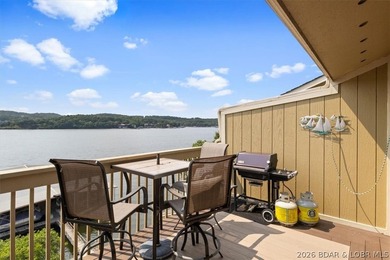 Incredible views and a 14x36 boat slip! Top-floor 3BR/2BA condo - photo 23