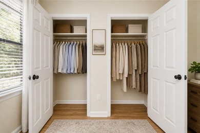 Welcome to your dream home! This beautifully renovated - photo 27