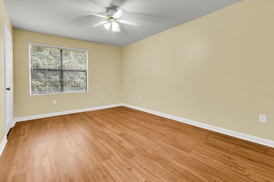 Welcome to your dream home! This beautifully renovated - photo 28
