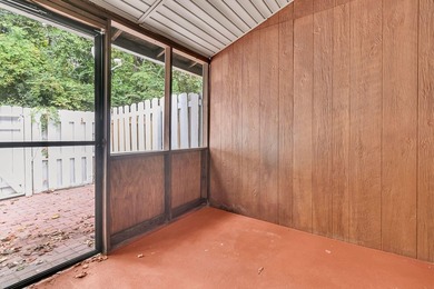 Welcome to your dream home! This beautifully renovated - photo 29