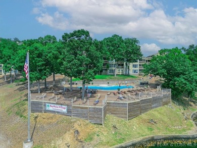 Incredible views and a 14x36 boat slip! Top-floor 3BR/2BA condo - photo 36