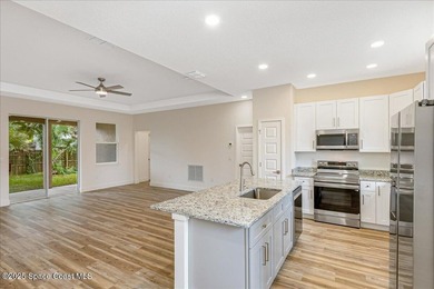 NEW CUSTOM-BUILT HOME with CITY WATER & SEWER. Nestled on a - photo 4