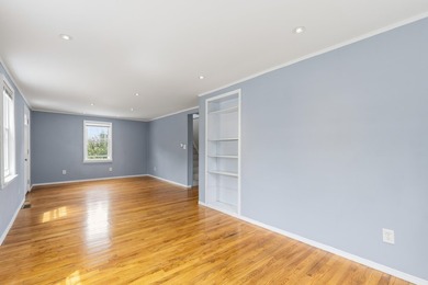 Thoughtfully updated and full of character, this classic North - photo 5