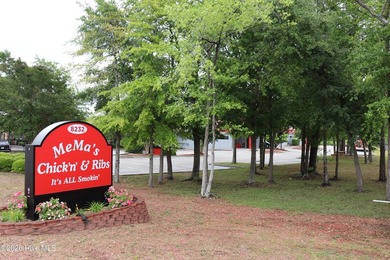 This beautifully renovated 7900 square foot restaurant facility - photo 1