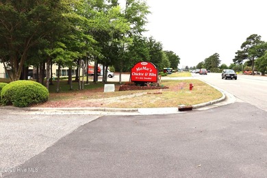 This beautifully renovated 7900 square foot restaurant facility - photo 4