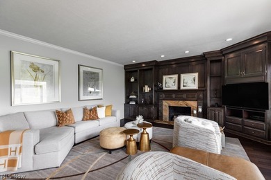 Welcome to an extraordinary, fully reimagined Colonial estate in - photo 18