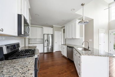 Sophisticated brick home, like new (built in 2020), sure to - photo 26
