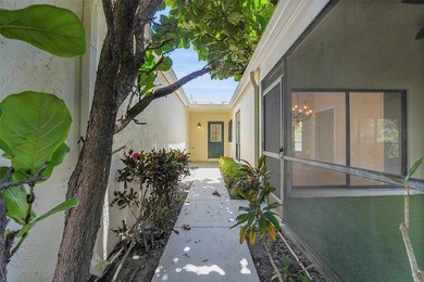 An exceptionally remodeled 2 bedroom 2 bathroom villa in the - photo 26