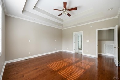 Sophisticated brick home, like new (built in 2020), sure to - photo 31
