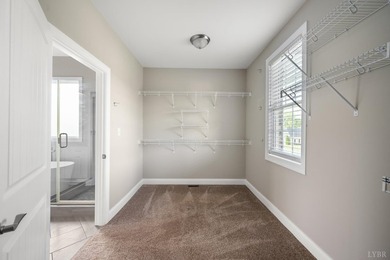 Sophisticated brick home, like new (built in 2020), sure to - photo 39