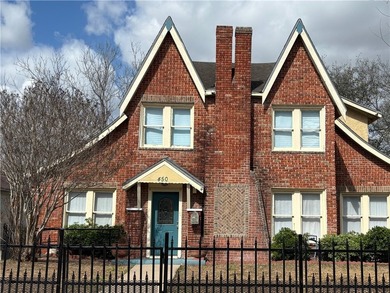 Price Improvement! Nestled in the highly desirable and historic - photo 1