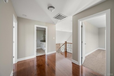 Sophisticated brick home, like new (built in 2020), sure to - photo 41