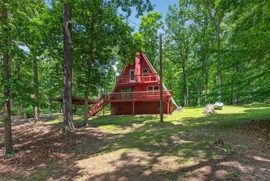 Tucked away on 2.5 beautiful usable acres, 421 Lusk Court offers - photo 2