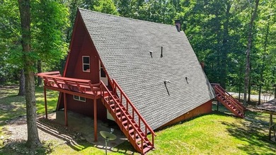 Tucked away on 2.5 beautiful usable acres, 421 Lusk Court offers - photo 7