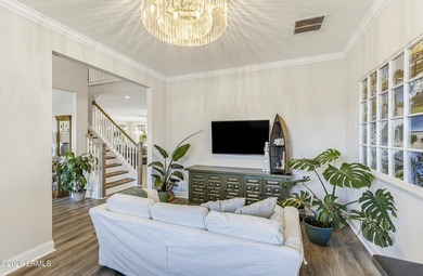 Beautifully set on a private, wooded lot in the sought-after - photo 12