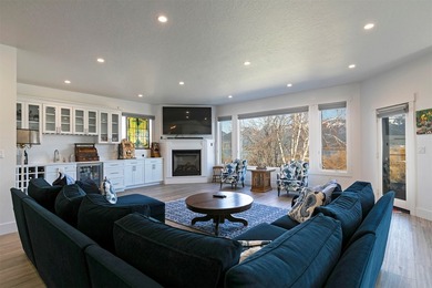 Overlooking the fairways of Mission Bay with sweeping views of - photo 13
