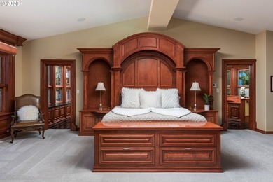 Experience the pinnacle of luxury in this custom-built estate - photo 16