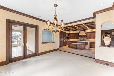 Exceptionally fine and well maintained home in the active - photo 22