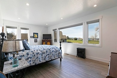 Overlooking the fairways of Mission Bay with sweeping views of - photo 23