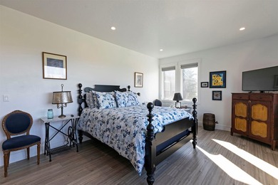 Overlooking the fairways of Mission Bay with sweeping views of - photo 24