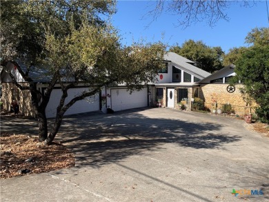 Lake Home For Sale in Canyon Lake, Texas