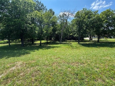 Lake Lot For Sale in Grand Prairie, Texas