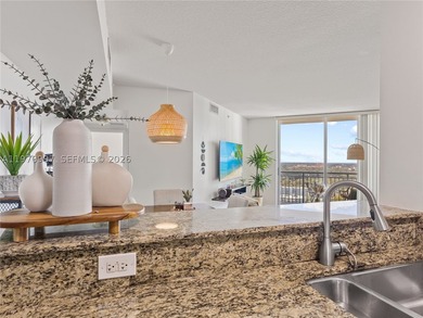 Metropoli II Condo!! This 2/2 unit offers breathtaking sunset - photo 8