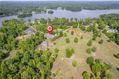 Situated on 10 breathtaking acres just minutes from Lake Oconee - photo 2