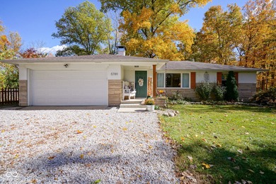 (pending lake) Home For Sale in Avon Indiana