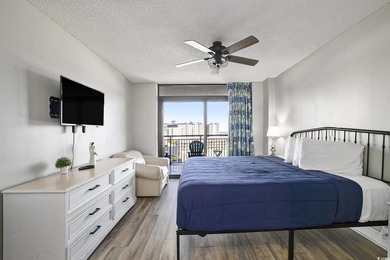 Welcome to this stunning 3-bedroom, 2-bathroom ocean-view condo - photo 15
