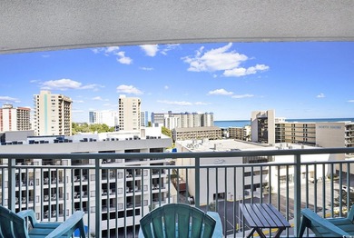 Welcome to this stunning 3-bedroom, 2-bathroom ocean-view condo - photo 29