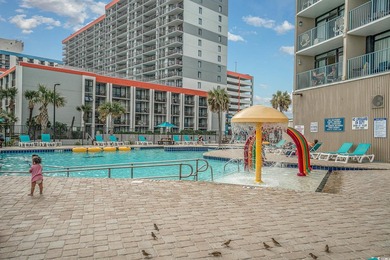 Welcome to this stunning 3-bedroom, 2-bathroom ocean-view condo - photo 34