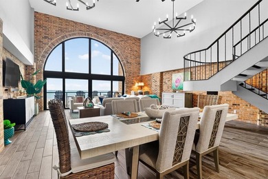 EXPANSIVE GULF VIEWS. LUXURIOUS ASTHETIC. TWO PRIVATE PATIOS - photo 10