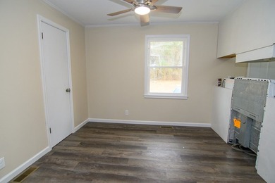 This 3 bedroom home is not only an affordable purchase but a - photo 6