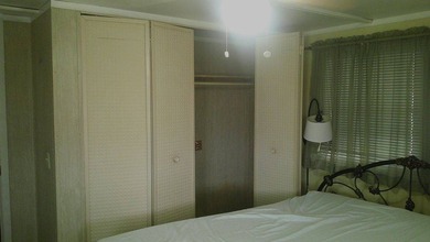 Comfortable SplitDesign Layout - Lakefront Living on Beautiful - photo 13